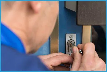 Lock Locksmith Services Chicago, IL 312-288-7676 - 15-emergency-locksmith